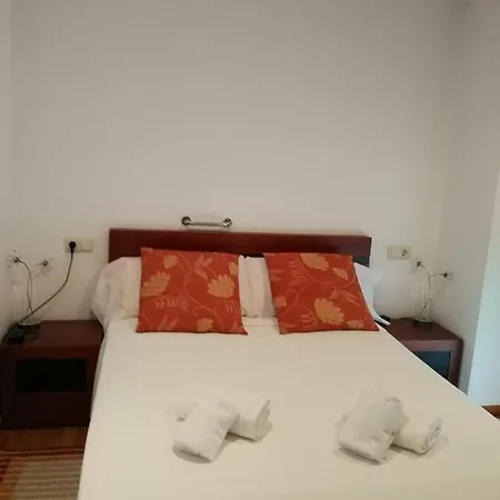 Acogedor Con Piscina Cerca De La Playa A Lanzada Apartamento